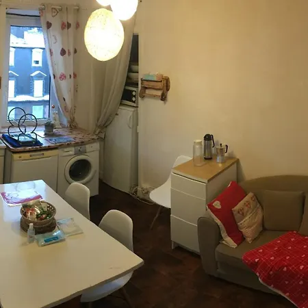 T2 Hyper Centre Dore Face Thermes Et Cure